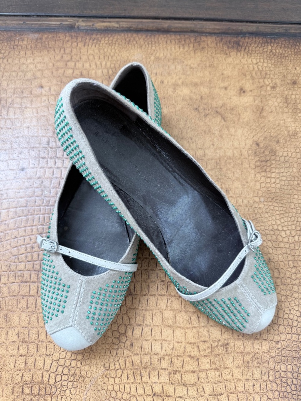 Balenciaga Beige Studded Suede Ballet Flats EU Size 38 US Size 7.5 – Very Good